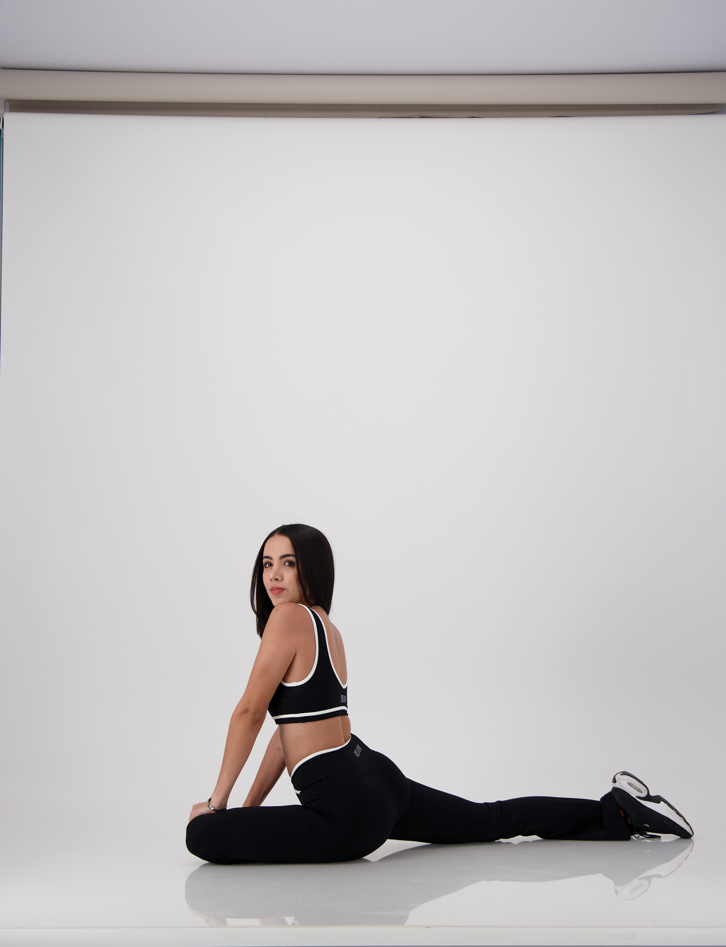 CONTOUR SET TOP
